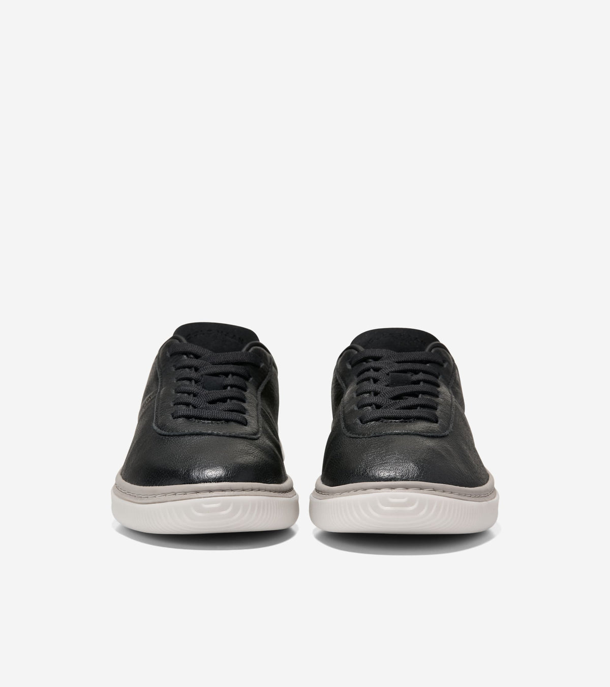 W38414:BLACK LEATHER / IVORY