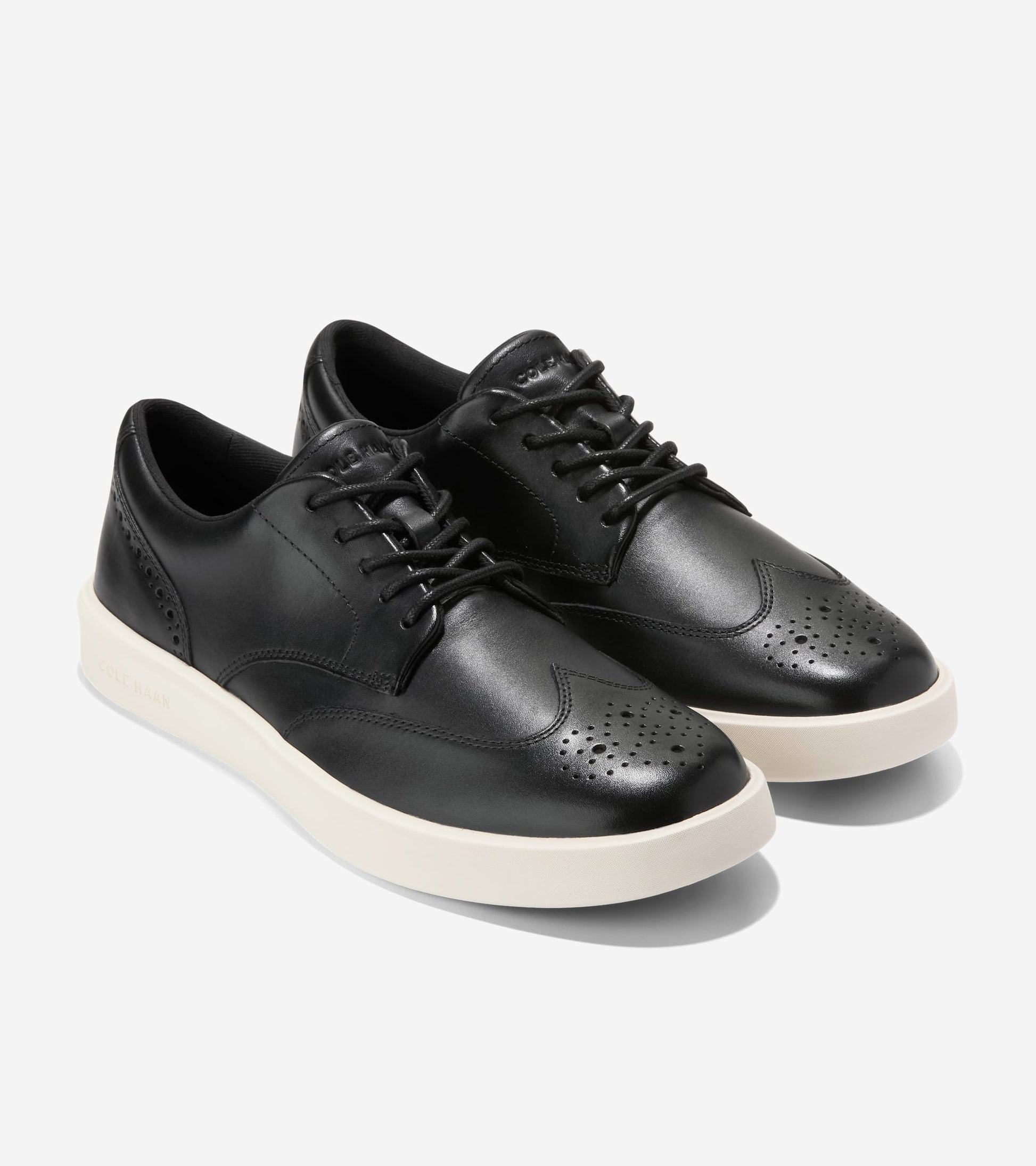 C39815:BLACK / IVORY