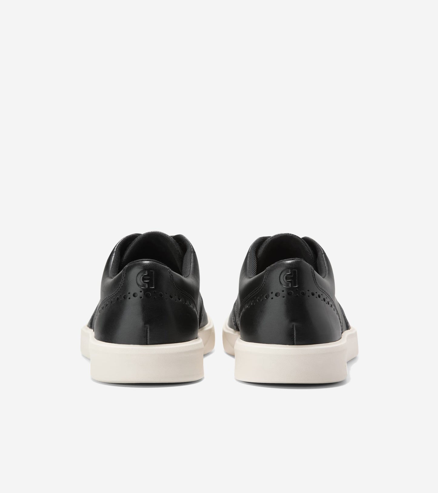 C39815:BLACK / IVORY