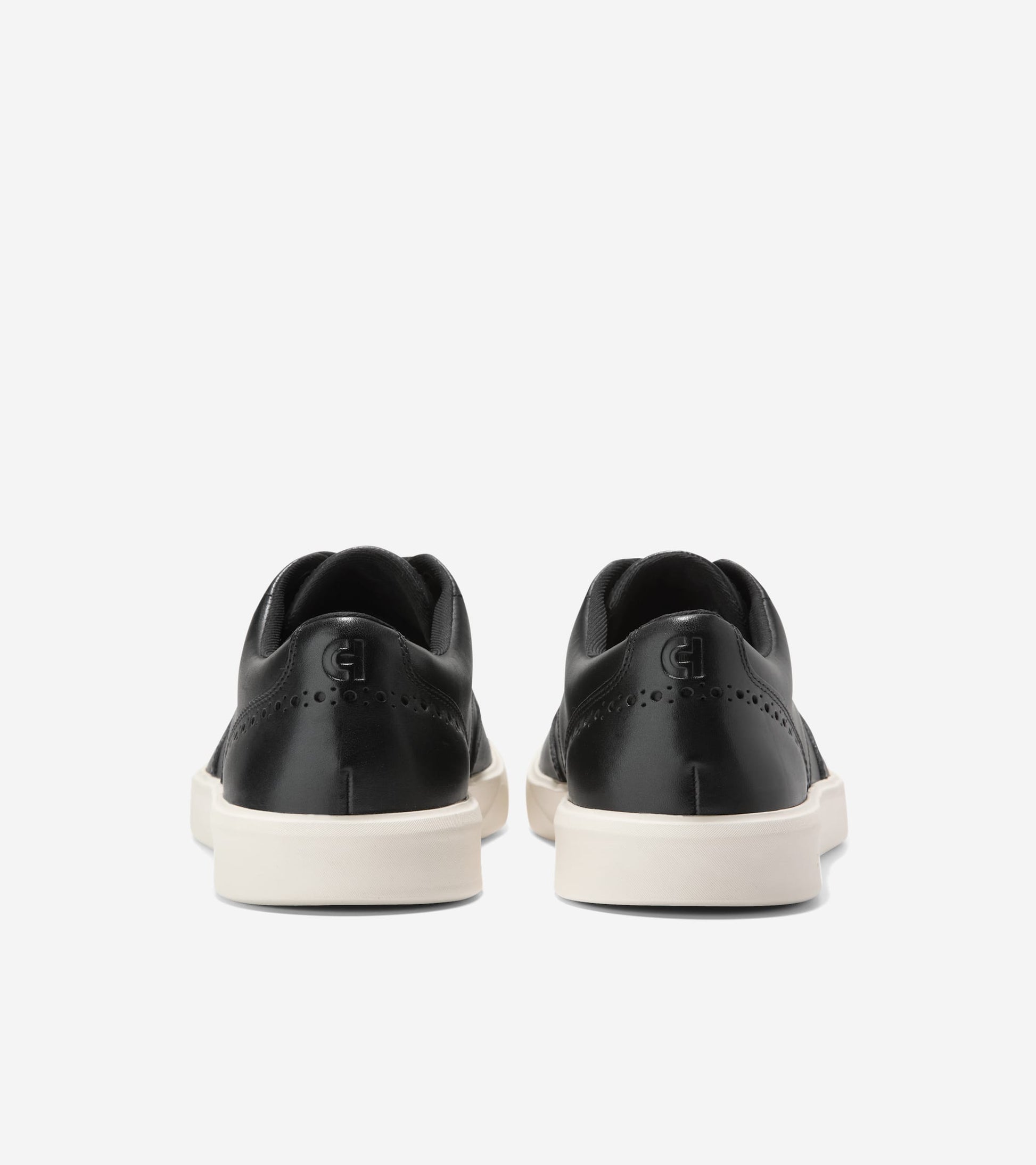 C39815:BLACK / IVORY