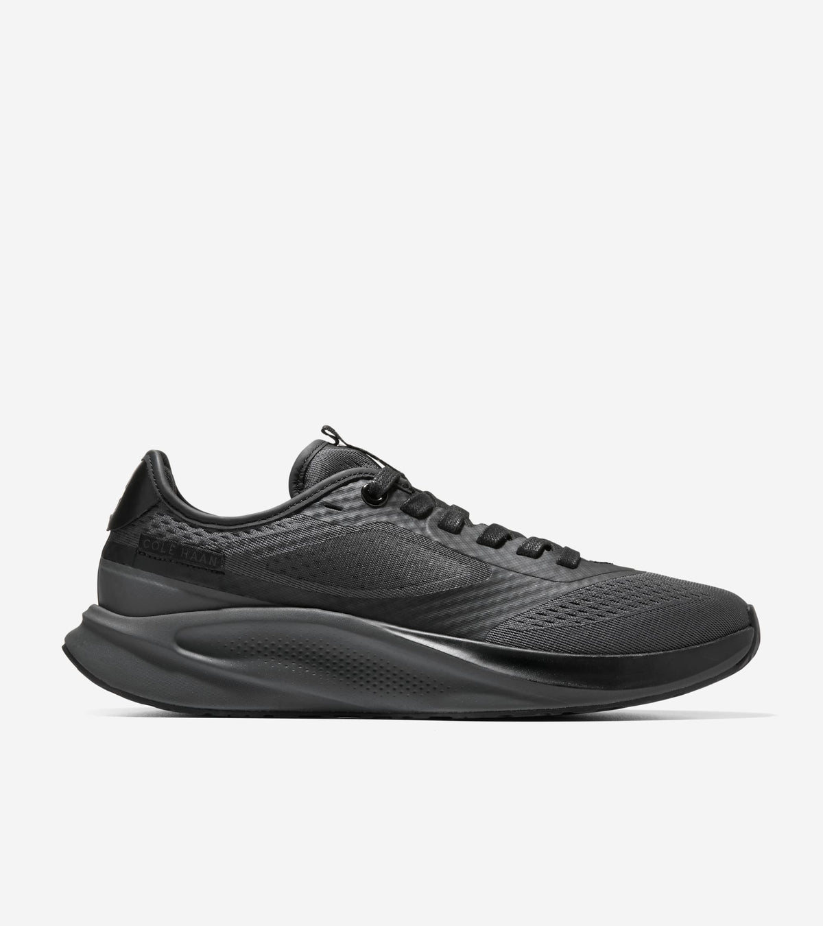 Men's GrandPrø All-Day City Running Shoe-Black-Gray Pinstripe