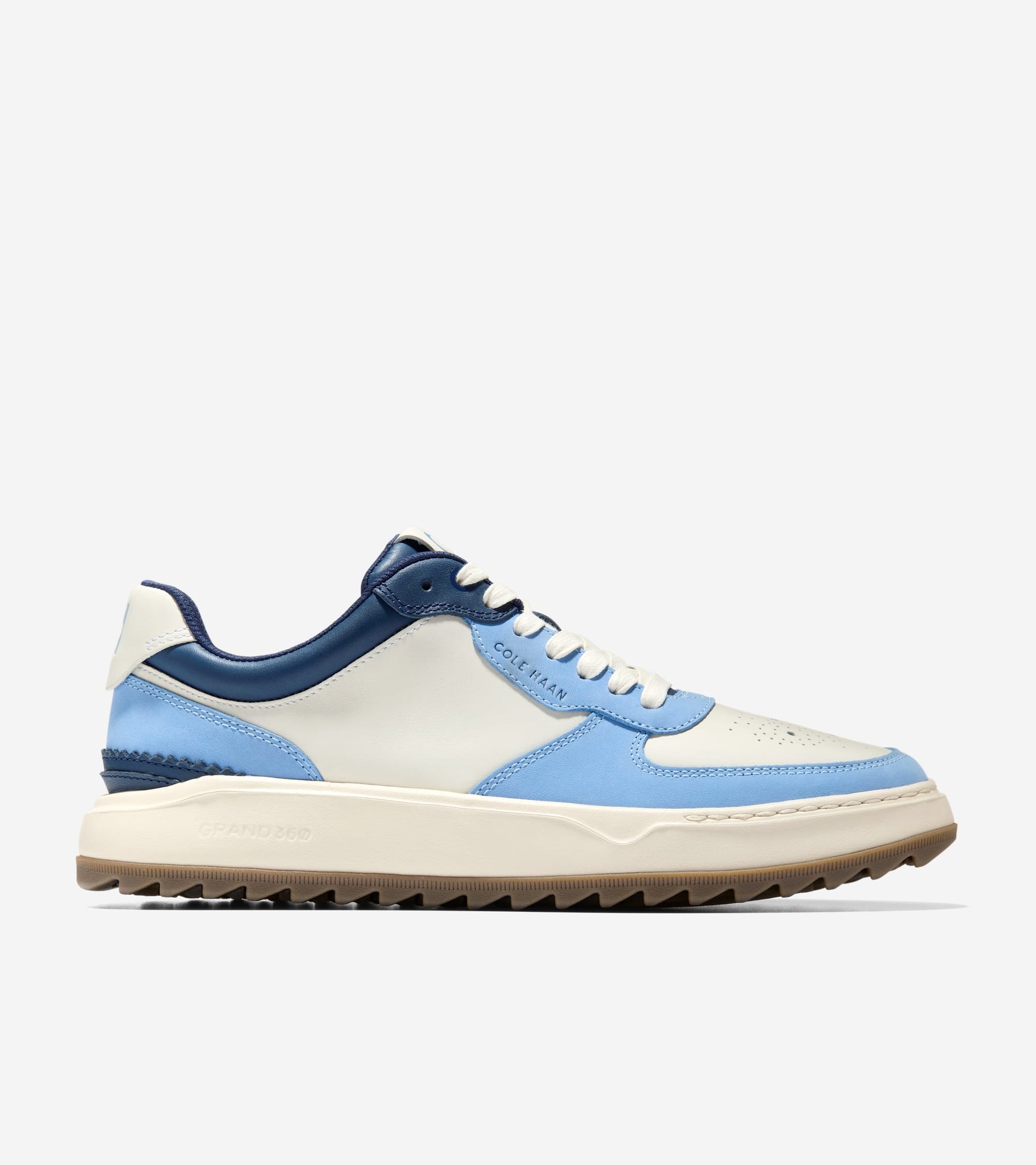 Men's GrandPrø Crossover Golf Shoes-Ivory-Navy Blazer