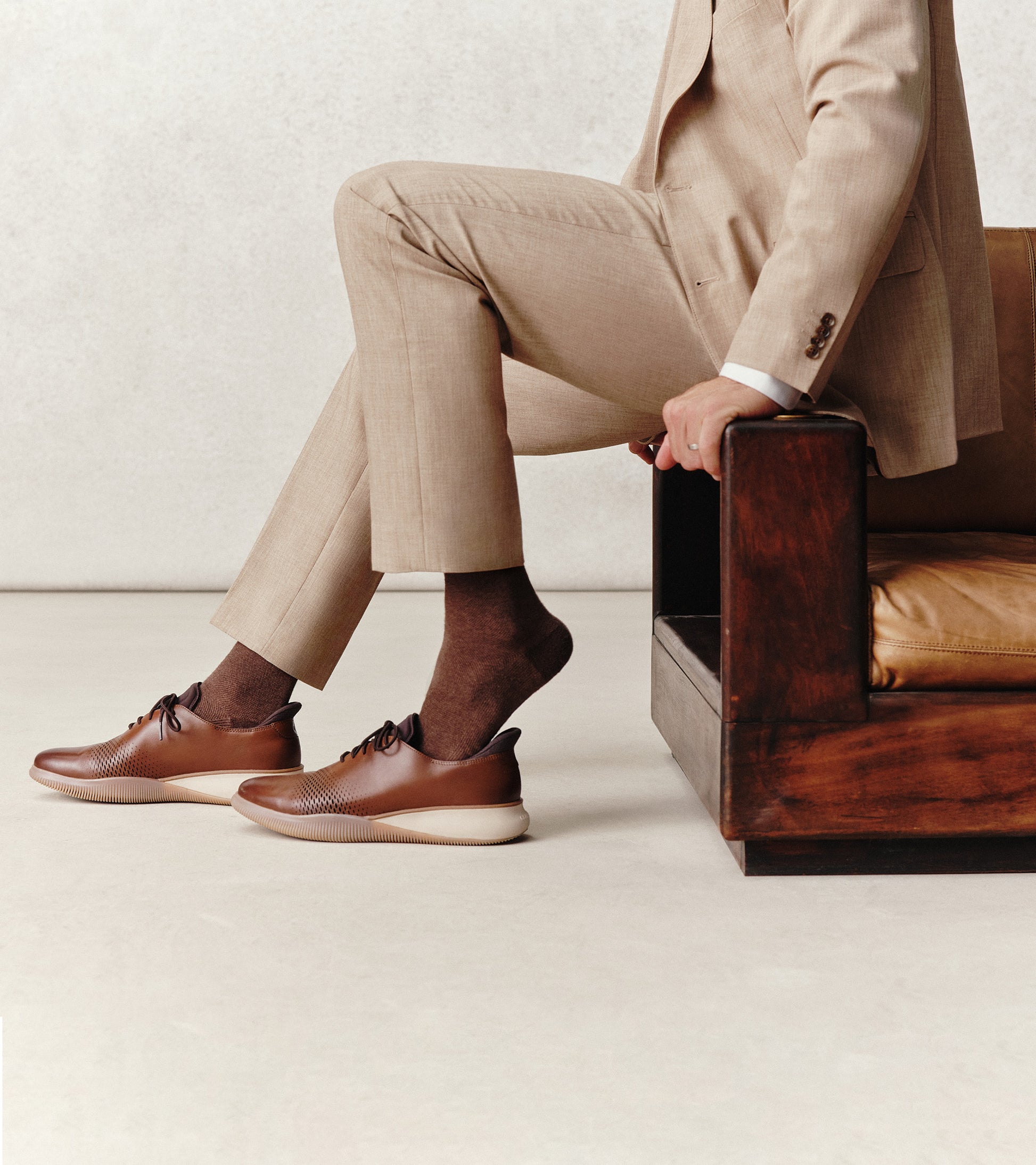 Men's 6.ZERØGRAND Laser Quick-On Oxfords-Woodbury-Dark Chocolate-Angora