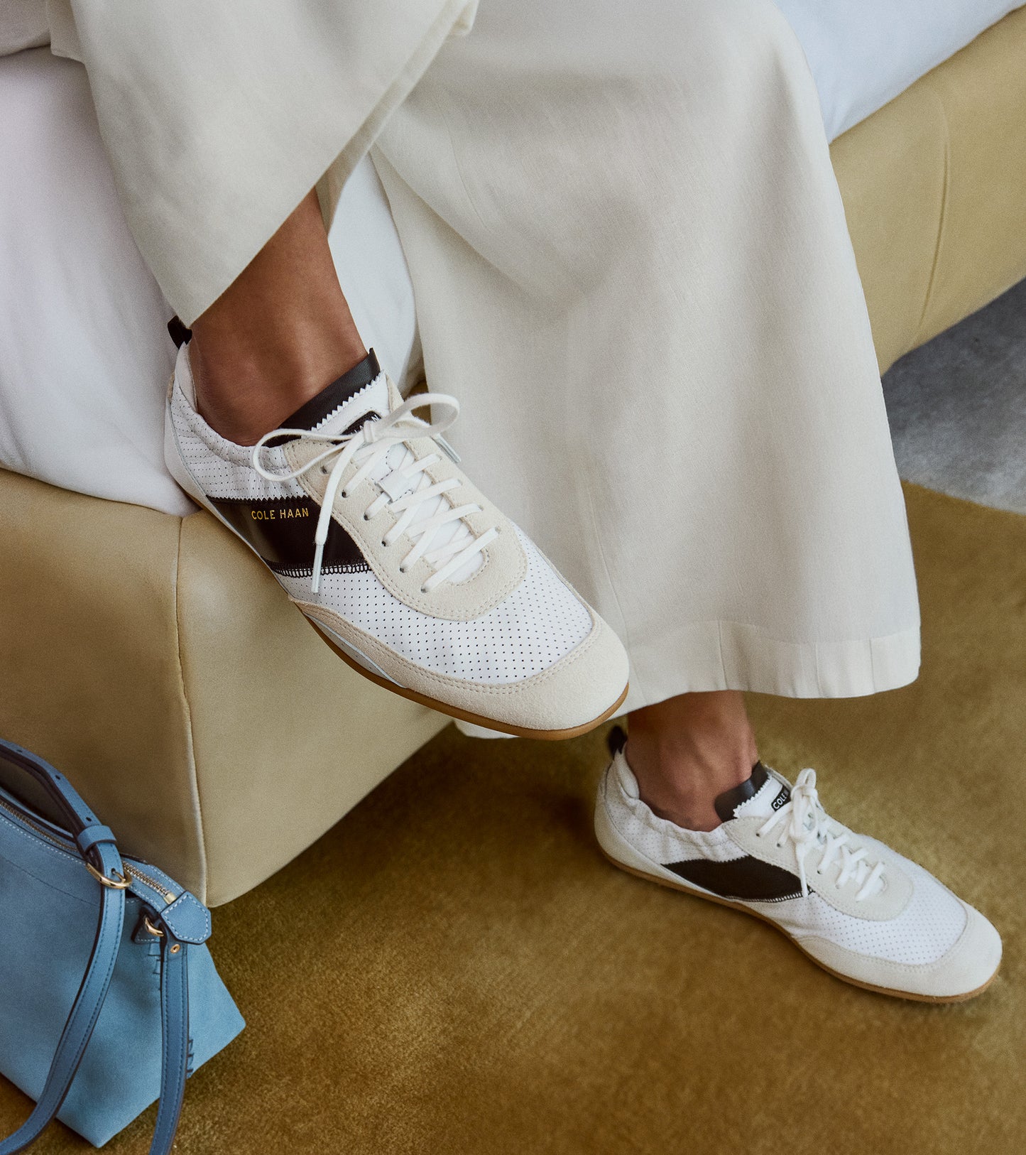 Women's GrandPrø Travina Sneakers-White-Black-Silver Birch