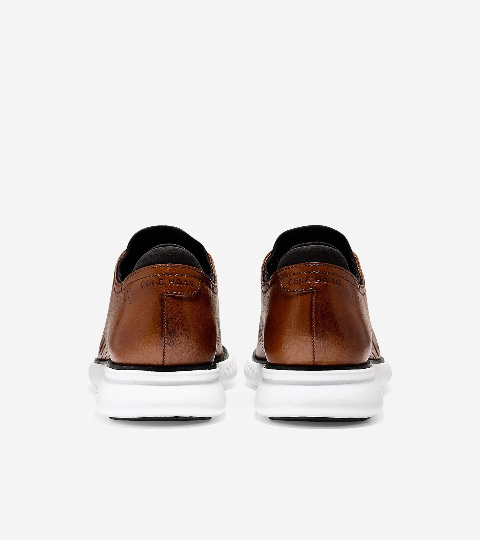 2.ZERØGRAND Lined Laser Wingtip Oxford